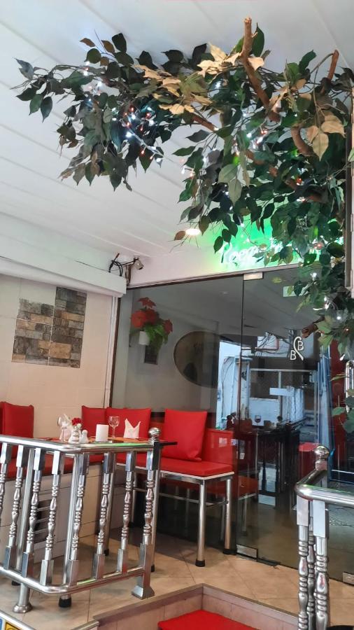 Swiss Food Restaurant And Room For Rent Pattaya Exterior foto